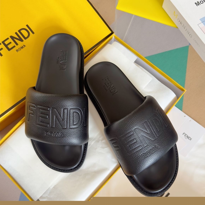 F**di slippers